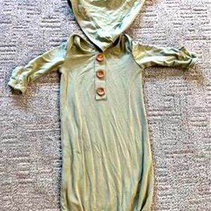 Caden lane bamboo newborn knot gown.